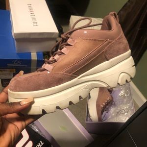 Women’s platform sneakers